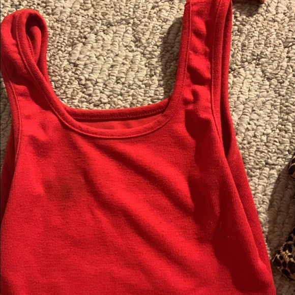 Crop Top and Pair of Leggings bundle - Picture 8 of 9